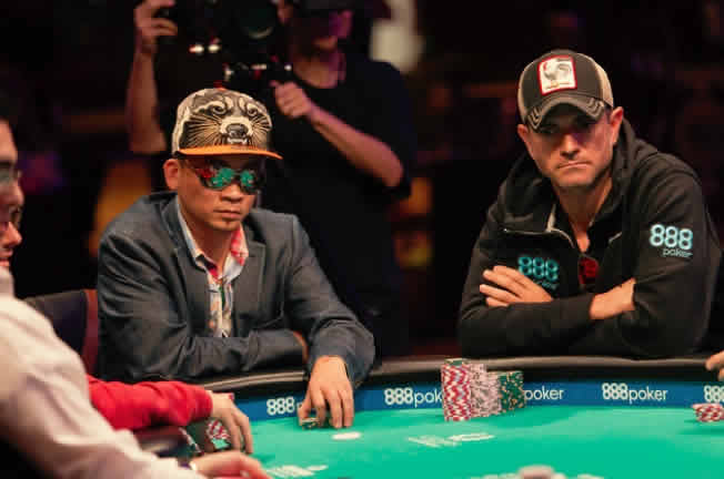 ¬¬Qui Nguyen, se alza con 8Millones de dólares!